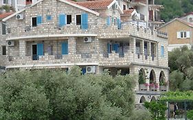 Apartments And Rooms Drago